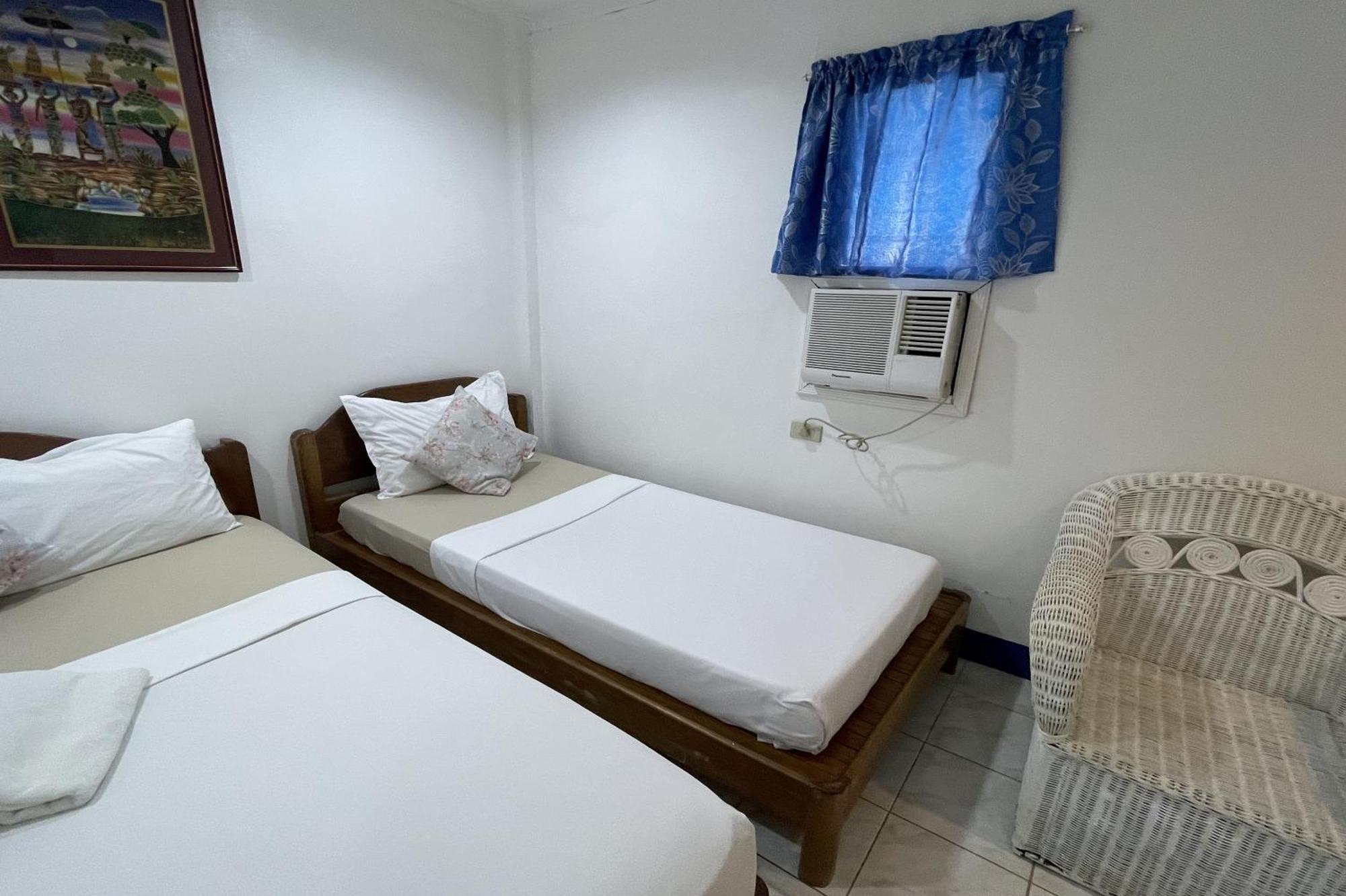 Casa De Praxides Tourist Inn Palawan Пуэрто-Принцеса Экстерьер фото